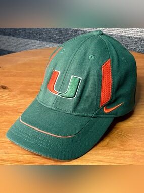 Vintage Y2K Nike Miami Hurricanes NCAA Strapback Hat OSFA